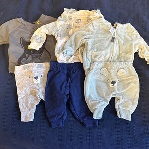17-Piece Newborn Baby Bundle - Pants, Onesies and Sweatshirts